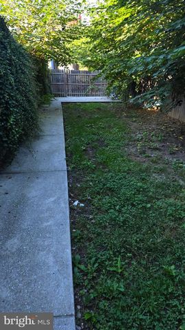 1816 MCCULLOH ST, Baltimore, MD 21217