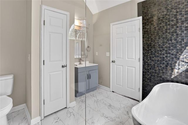 218 Arlington Court, Newnan, GA 30263