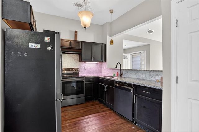 218 Arlington Court, Newnan, GA 30263