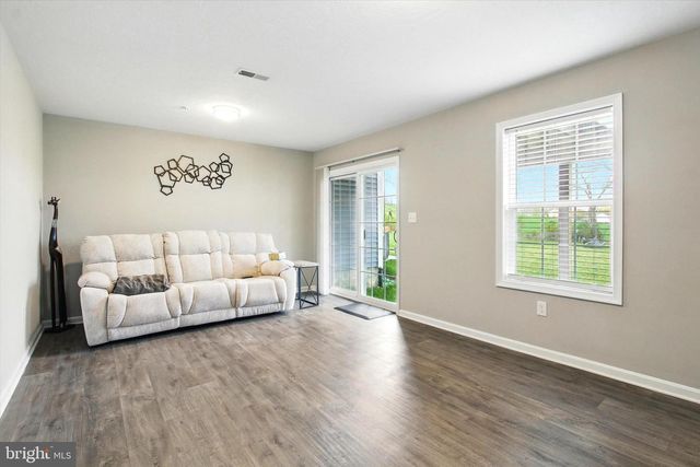 44 COOP LN, Hanover, PA 17331