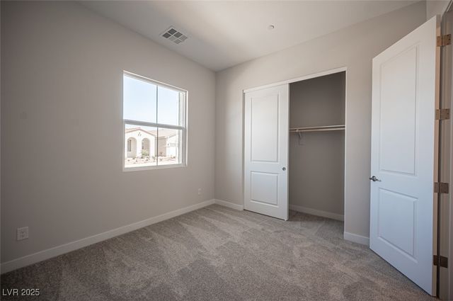 117 Royal Cascade Avenue, Henderson, NV 89011