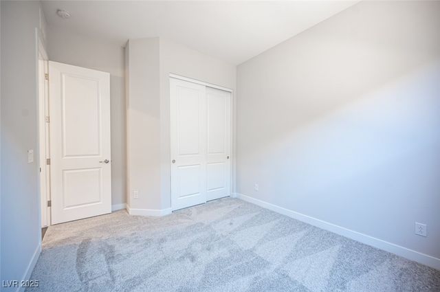 117 Royal Cascade Avenue, Henderson, NV 89011