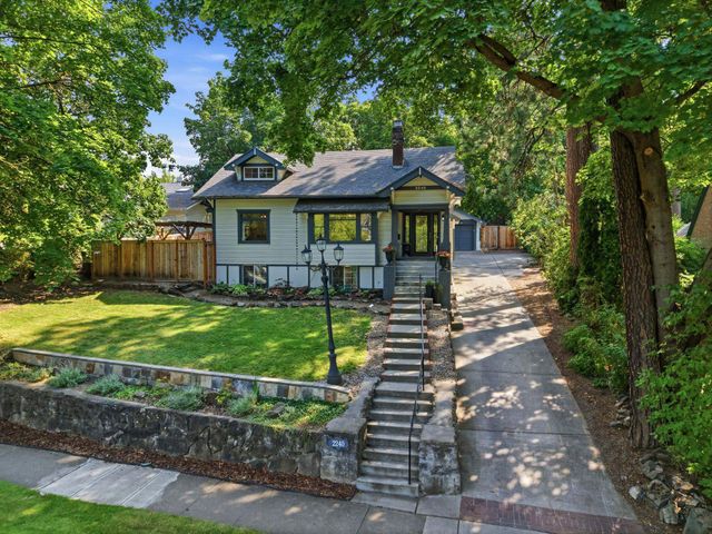 2240 S Rockwood Blvd, Spokane, WA 99203
