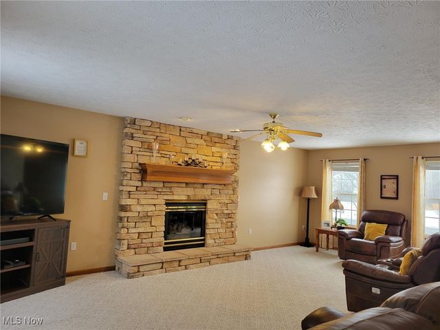 53 Scupper Lane, Northfield Center, OH 44067