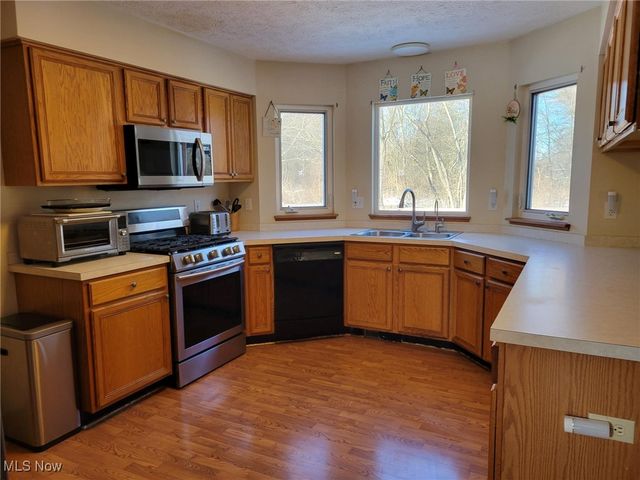 53 Scupper Lane, Northfield Center, OH 44067