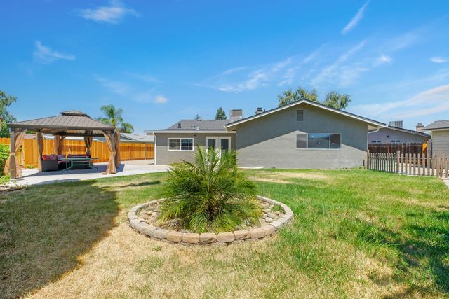 1522 Kiwi Ct, Ripon, CA 95366