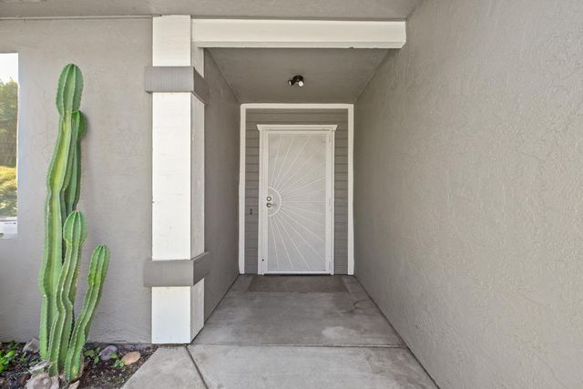 1522 Kiwi Ct, Ripon, CA 95366