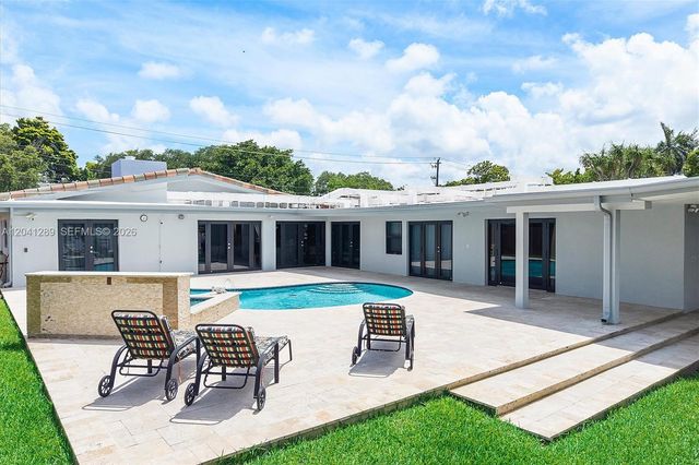 2531 NE 195th Street, Miami, FL 33180
