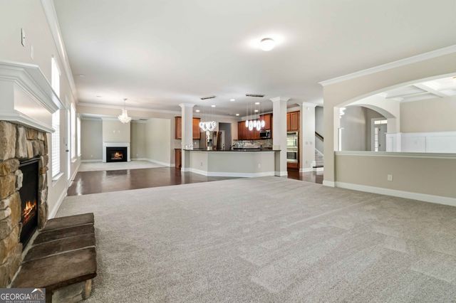 811 Lorrimont Lane, Fairburn, GA 30213