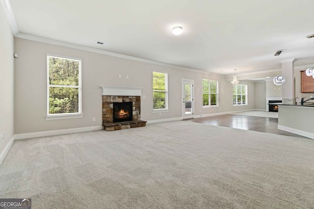 811 Lorrimont Lane, Fairburn, GA 30213