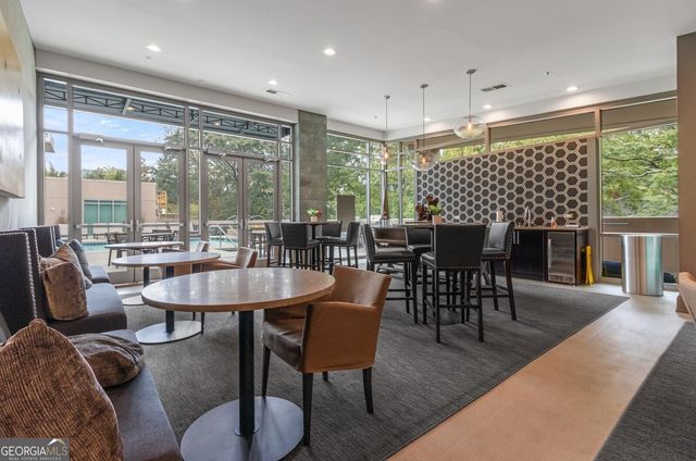 905 Juniper Street NE 117, Atlanta, GA 30309