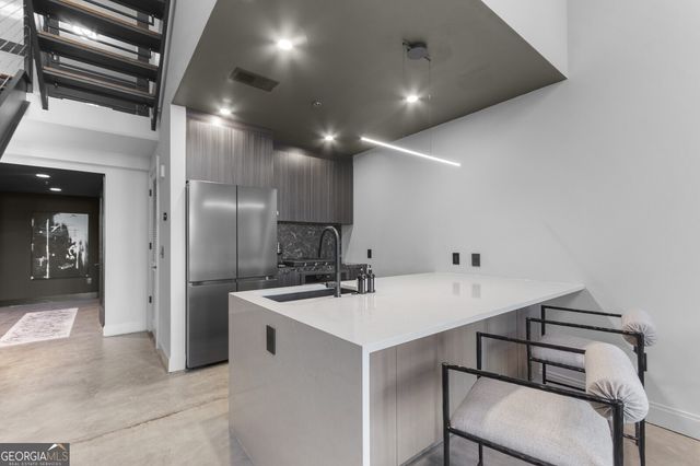 905 Juniper Street NE 117, Atlanta, GA 30309