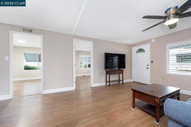 2197 Dalis Drive, Concord, CA 94520