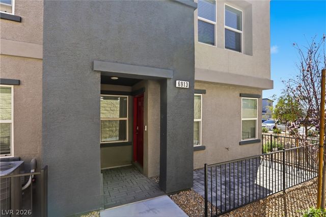 6913 Stafford Hill Street, Las Vegas, NV 89166