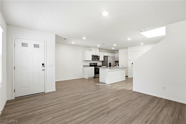 6913 Stafford Hill Street, Las Vegas, NV 89166