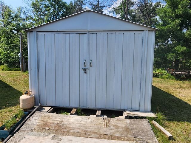 824 Stitt Lane, Mio, MI 48647