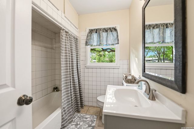303 AERO AVE, Schertz, TX 78154