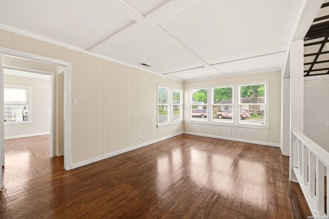 303 AERO AVE, Schertz, TX 78154