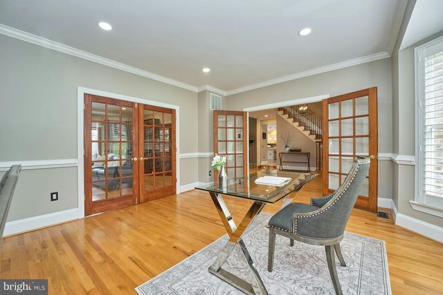 5828 HUNTON WOOD DR, Broad Run, VA 20137