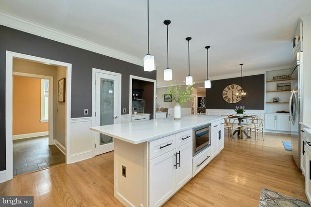 5828 HUNTON WOOD DR, Broad Run, VA 20137