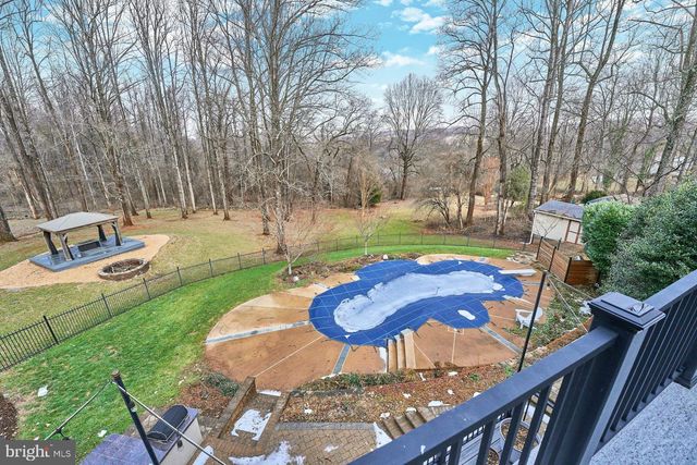 5828 HUNTON WOOD DR, Broad Run, VA 20137