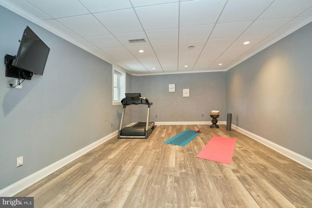 5828 HUNTON WOOD DR, Broad Run, VA 20137