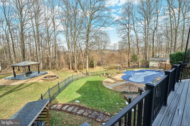 5828 HUNTON WOOD DR, Broad Run, VA 20137