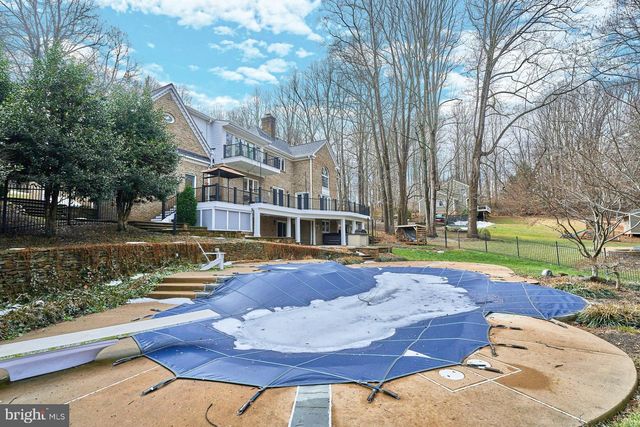 5828 HUNTON WOOD DR, Broad Run, VA 20137