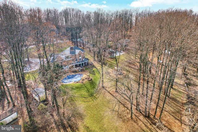 5828 HUNTON WOOD DR, Broad Run, VA 20137