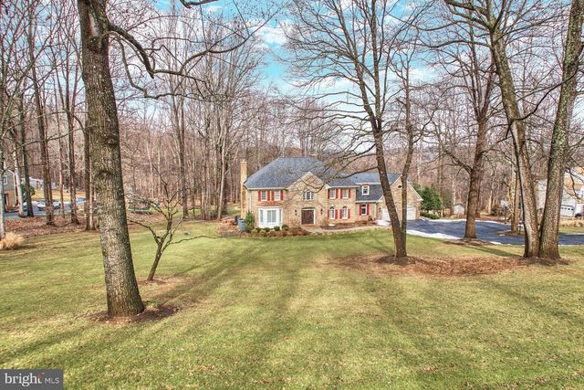 5828 HUNTON WOOD DR, Broad Run, VA 20137