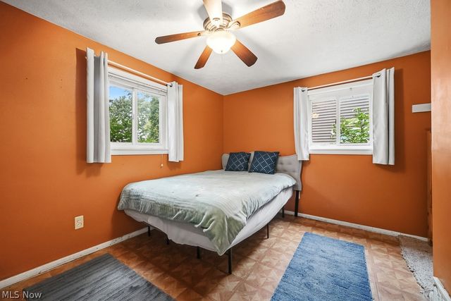 633 Vermont Drive, Lorain, OH 44052