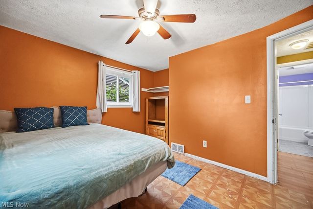 633 Vermont Drive, Lorain, OH 44052
