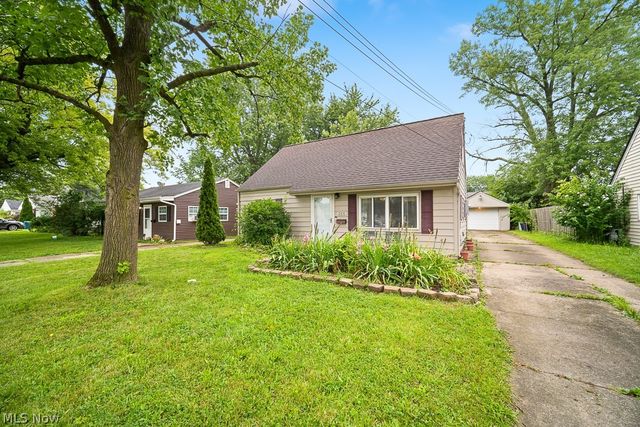 633 Vermont Drive, Lorain, OH 44052