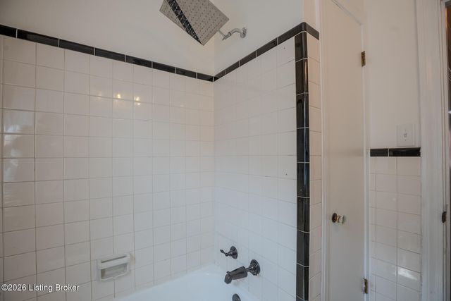 4809 Southern Pkwy, Louisville, KY 40214