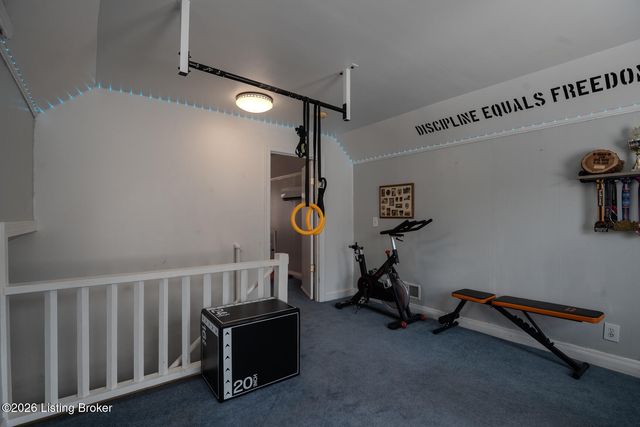 4809 Southern Pkwy, Louisville, KY 40214