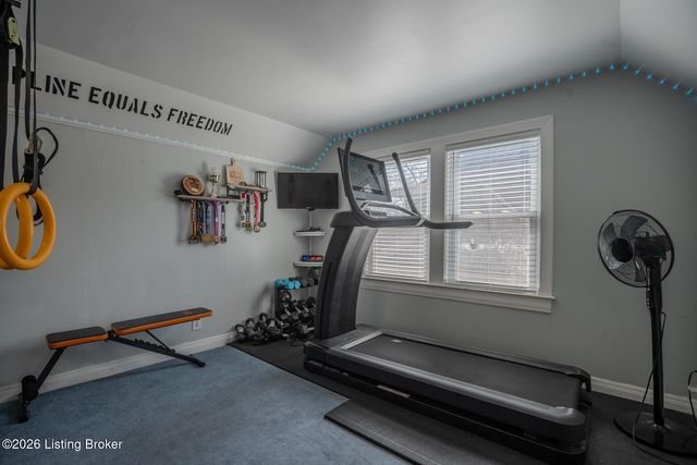 4809 Southern Pkwy, Louisville, KY 40214