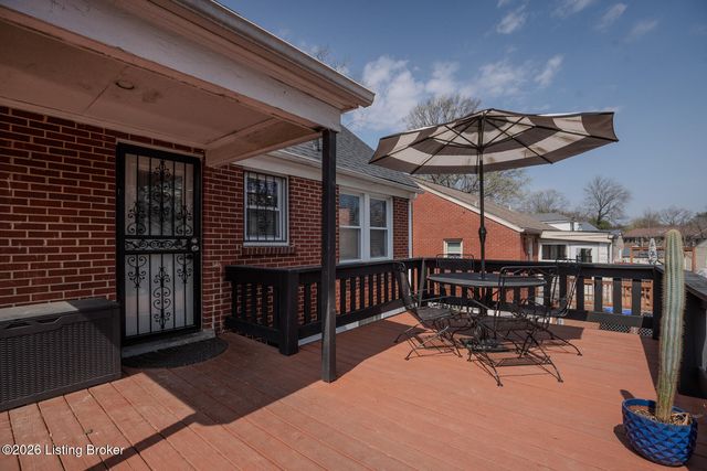 4809 Southern Pkwy, Louisville, KY 40214