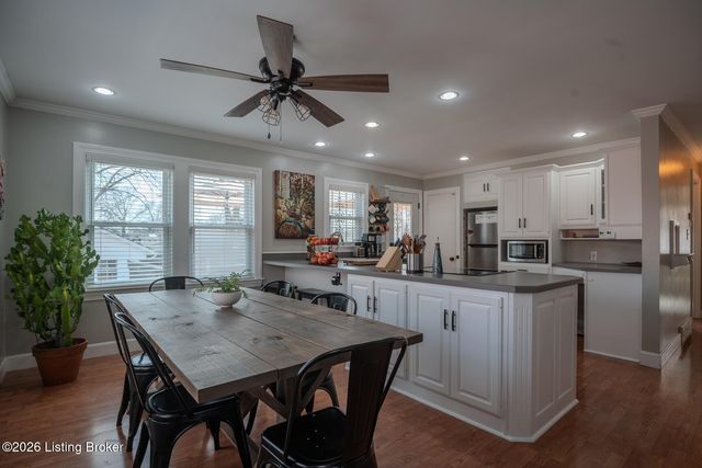 4809 Southern Pkwy, Louisville, KY 40214