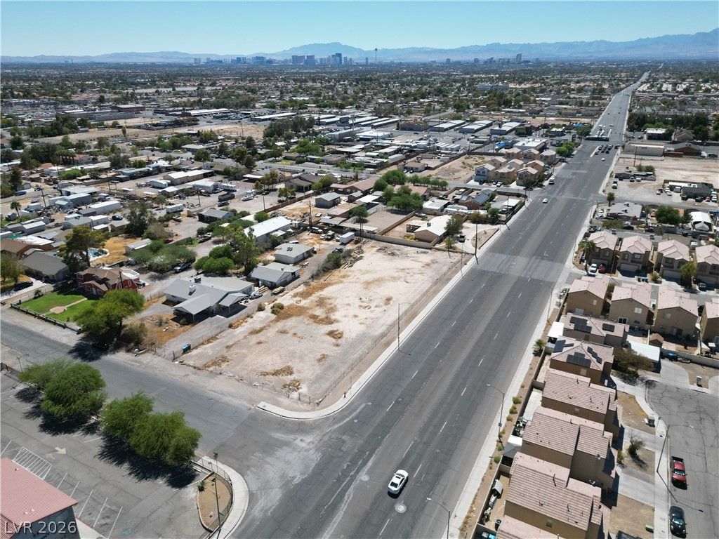 1571 Betty Lane, Las Vegas, NV 89110 — photo 2