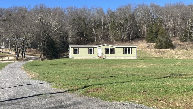 35 Kemp Hollow Rd, Carthage, TN 37030