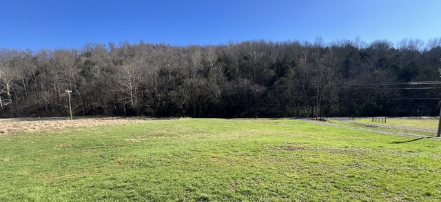 35 Kemp Hollow Rd, Carthage, TN 37030