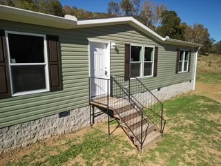 35 Kemp Hollow Rd, Carthage, TN 37030