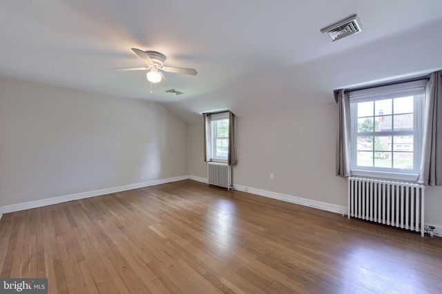 978 PLEASURE RD, Lancaster, PA 17601