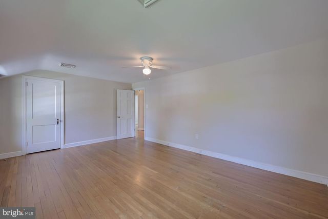 978 PLEASURE RD, Lancaster, PA 17601