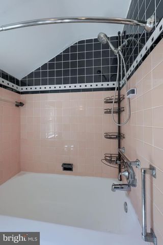 978 PLEASURE RD, Lancaster, PA 17601