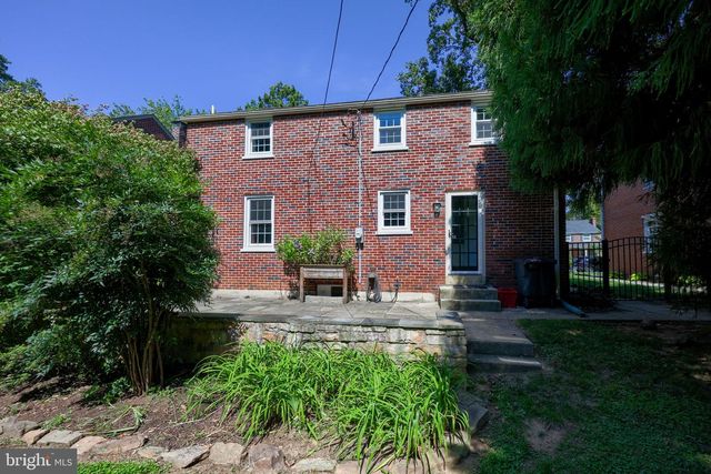 978 PLEASURE RD, Lancaster, PA 17601