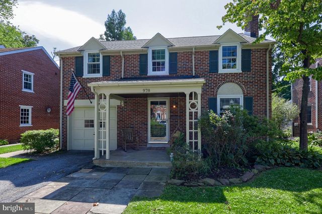 978 PLEASURE RD, Lancaster, PA 17601