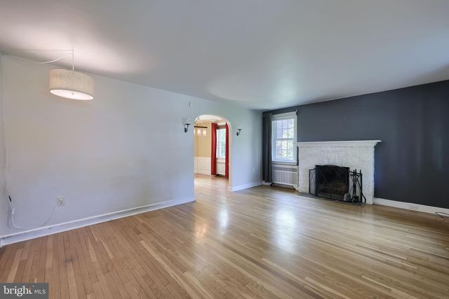 978 PLEASURE RD, Lancaster, PA 17601