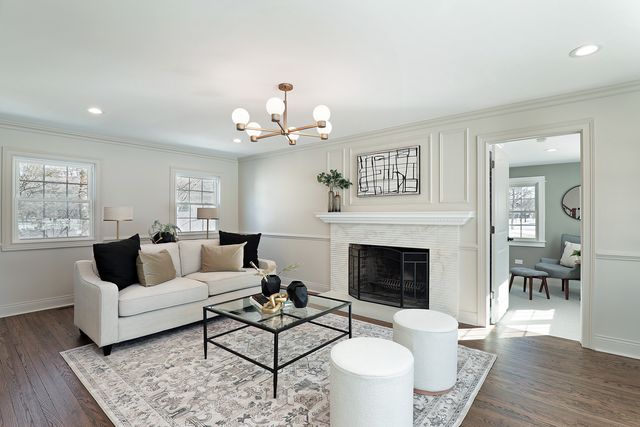 2348 Ash Lane, Northbrook, IL 60062