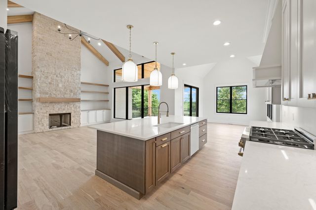 2305 Harrodsburg Road, Lawrenceburg, KY 40342